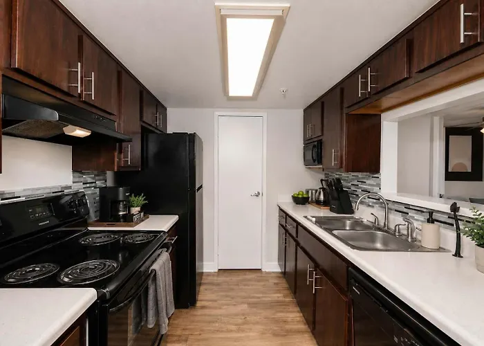Retreat Near Asu Pool & Gym Apartment Tempe